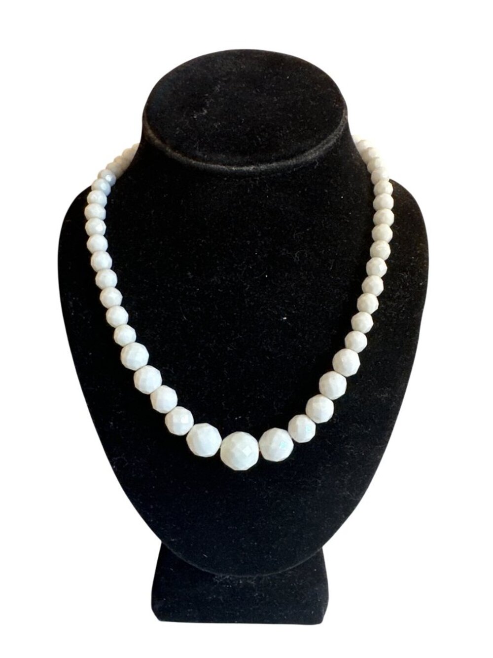 White Beaded Necklace Faceted Round Bead Graduated Elegant 18" Vintage 80s 50s
